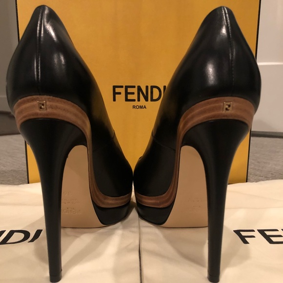 NWOT Fendi Peep-Toe Pump - size 36 - Picture 5 of 8